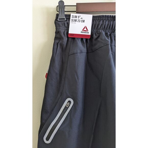 Reebok Mens Active Textured Woven Slim Shorts SzS Athletic Running - Picture 6 of 8